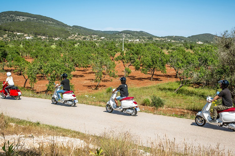 Ibiza en Vespa 2