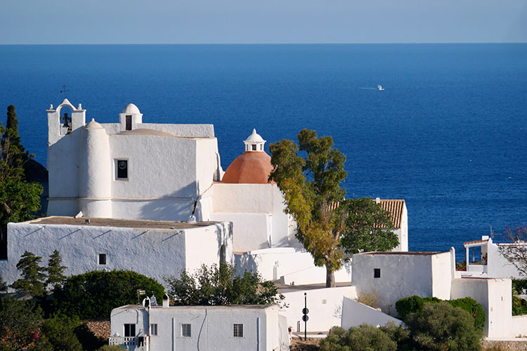 T costa este oeste santa eulalia