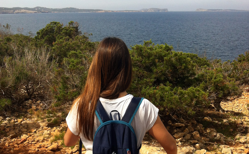 Descubre el agradable paseo costero que hay entre La Torre Ibiza y Cala Gracioneta. ©NC/La Torre Ibiza 